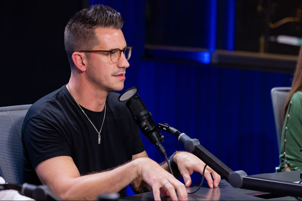 Corey Gladwell headshot