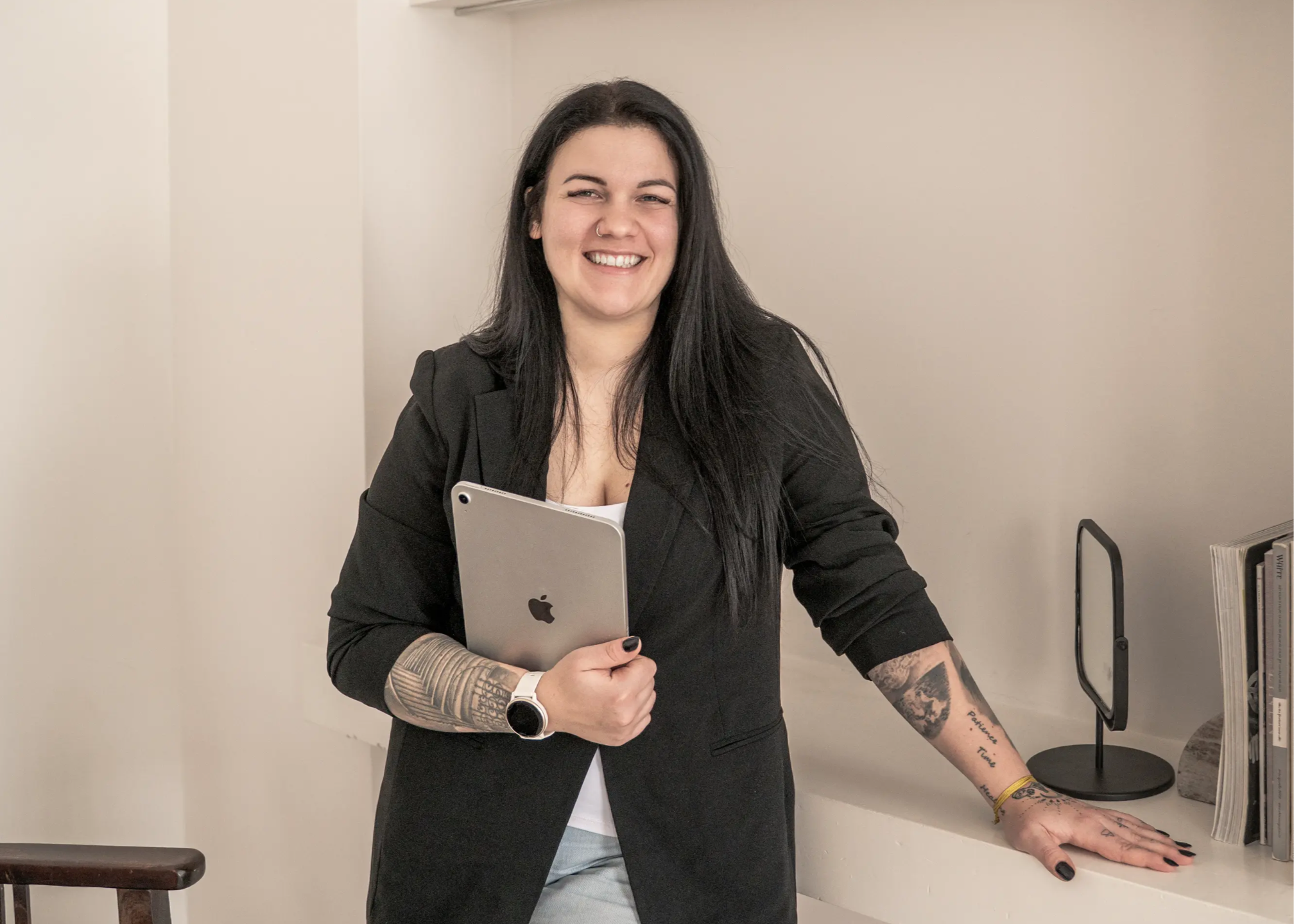Oláh Viktória, családállító, légzésterápiás facilitátor és párkapcsolati coach