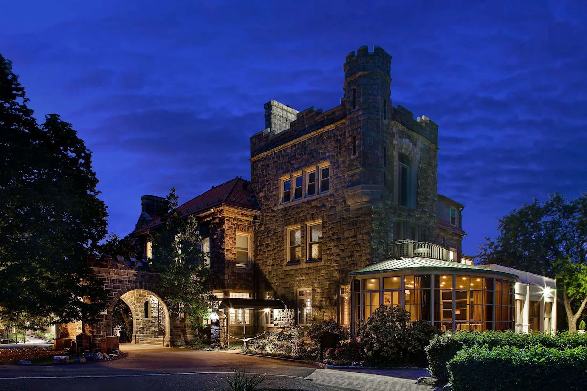 The Tarrytown Estate Exterior