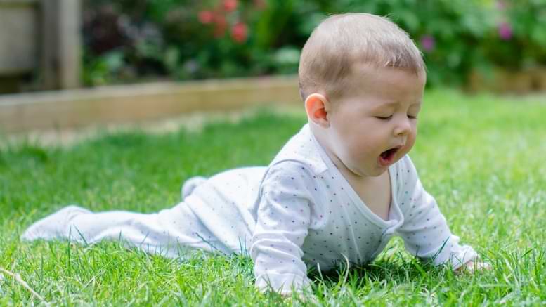 Tummy Time is important for Babies with silent reflux, GERD, GORD, colid and CMPA and food allergies regardless of breastfeeding or bottle feeding or formula milk