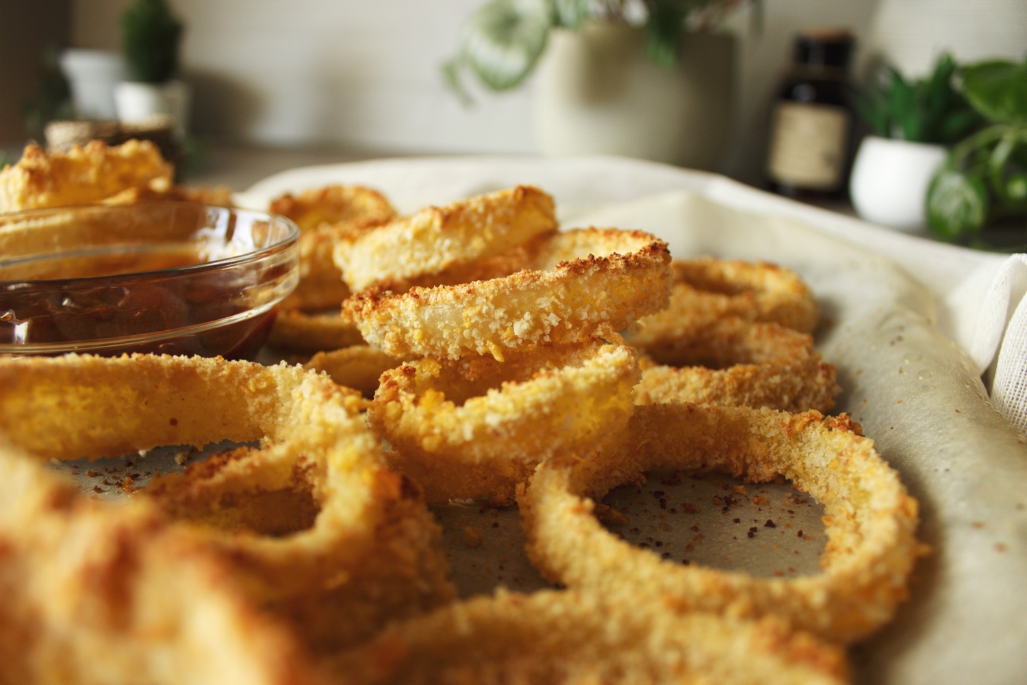 Air Fryer Frozen Onion Rings | The Recipe Critic