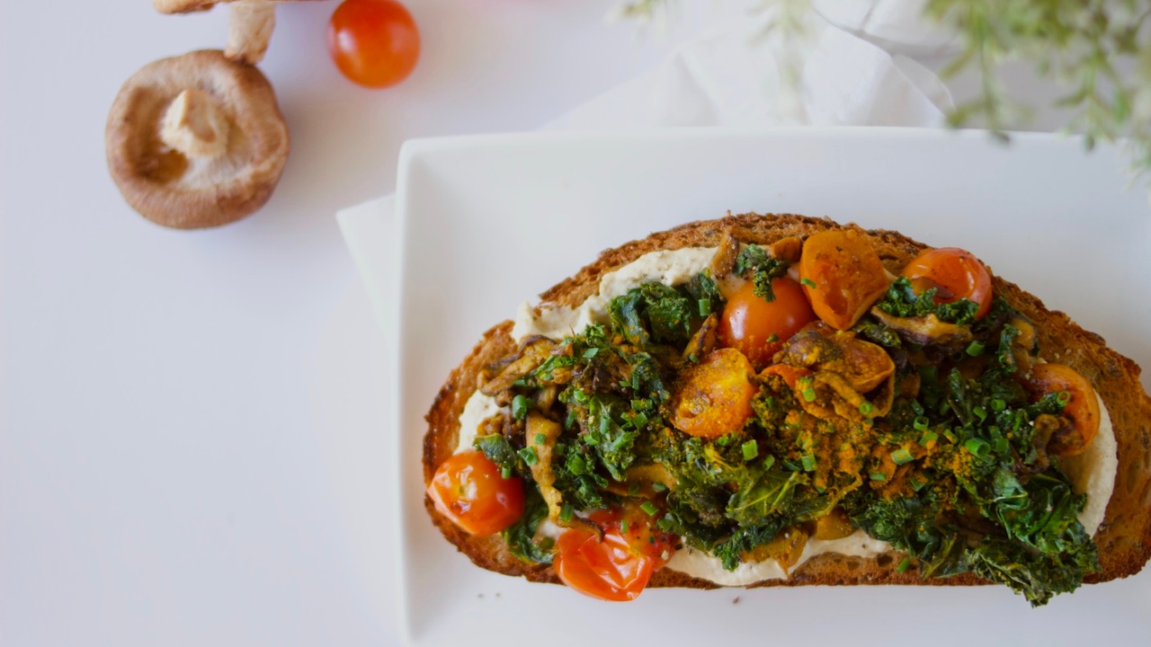 Hummus, Kale, Shiitake and Turmeric Toast