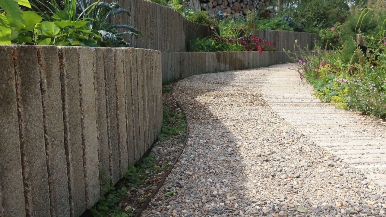 how-to-reuse-old-concrete-slabs-to-build-retaining-walls