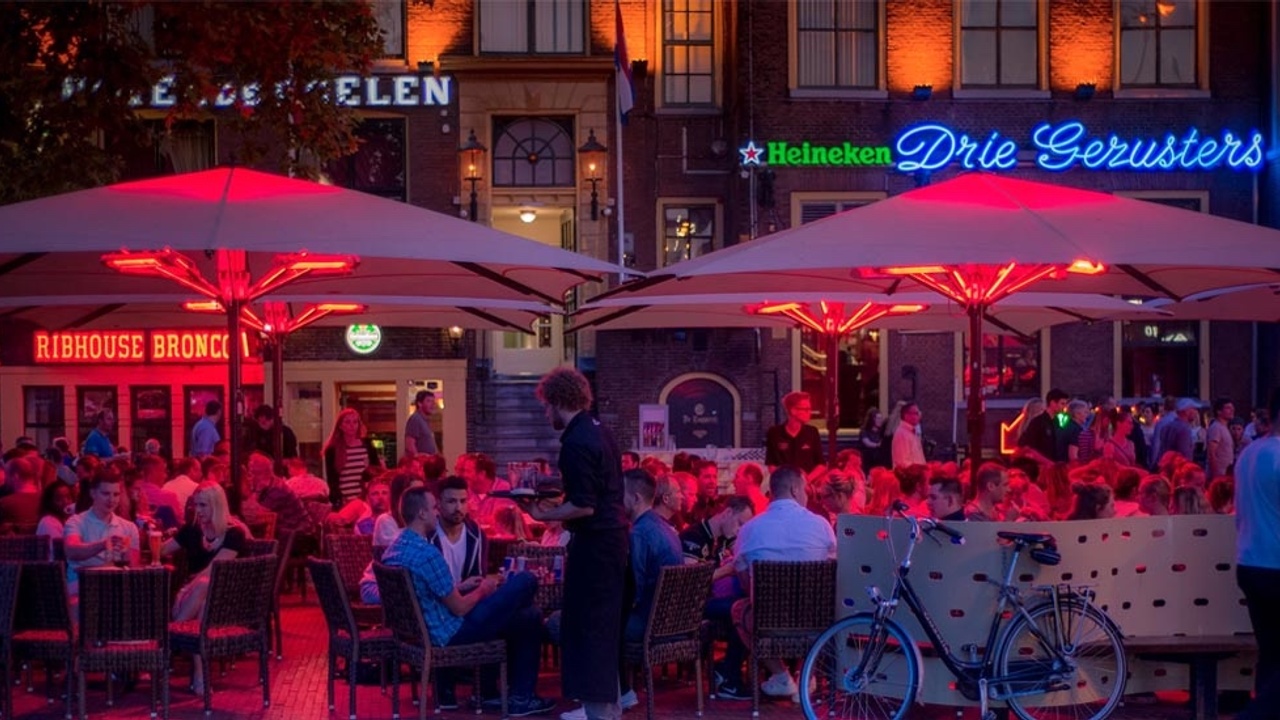 Downtown street with restaurants