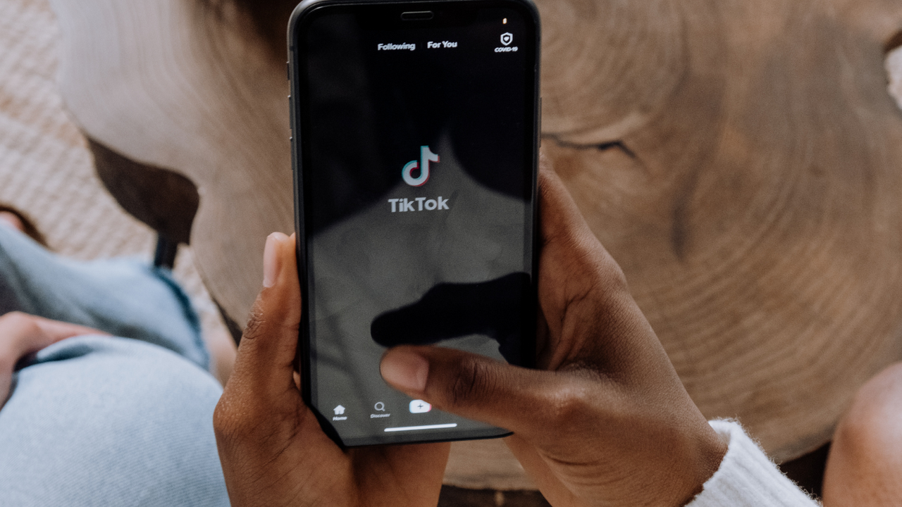 TikTok 101 How to Easily Find Trending Hashtags