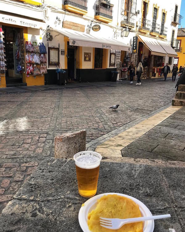 Tortilla and beer at Bar Santos - where to eat in Cordoba