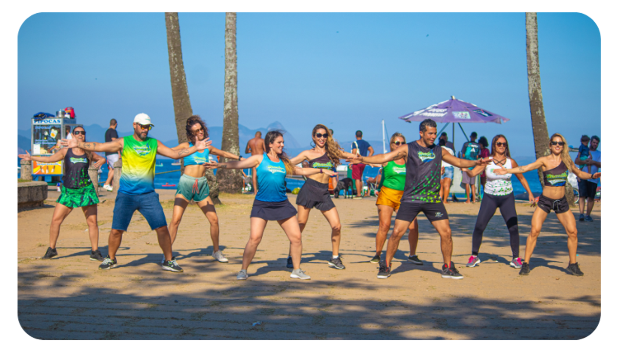 group fitness, dance fitness, Brazilian dance fitness, happy fitness, fun, joy, confidence 