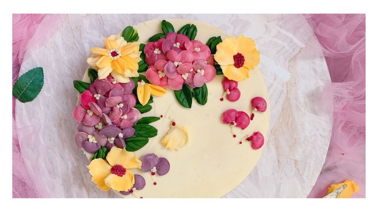 Learn how to cover a Cake Board Pretty Video Tutorial