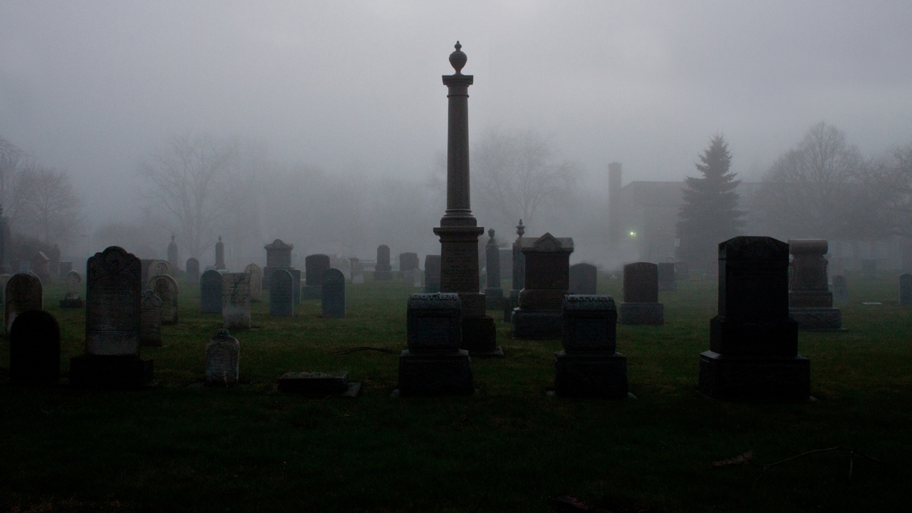 image of cemetery to support blog post about running at the cemetery