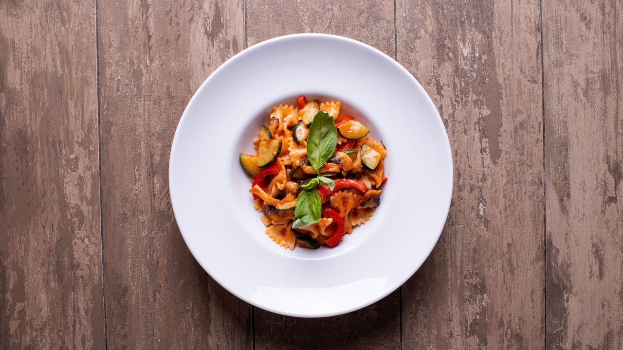 Roasted Veggie and Ground Beef Pasta