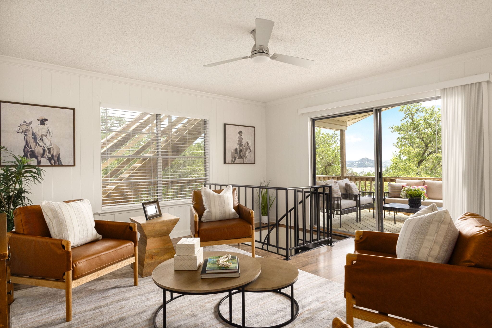Upstairs living area at view level