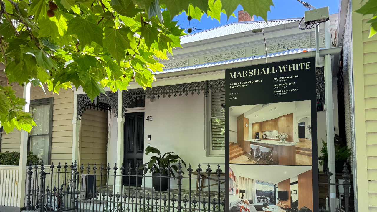 45 Richardson St Albert Park 3206 www.marshallwhite.com.au www.domain.com.au www.realestate.com.au