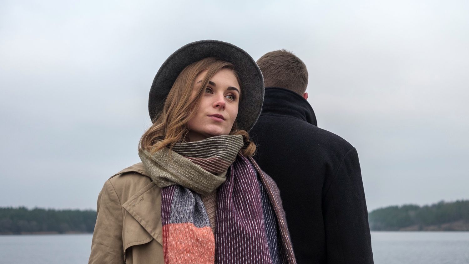 15 Best Affordable, Ethical, And Vegan Winter Scarves