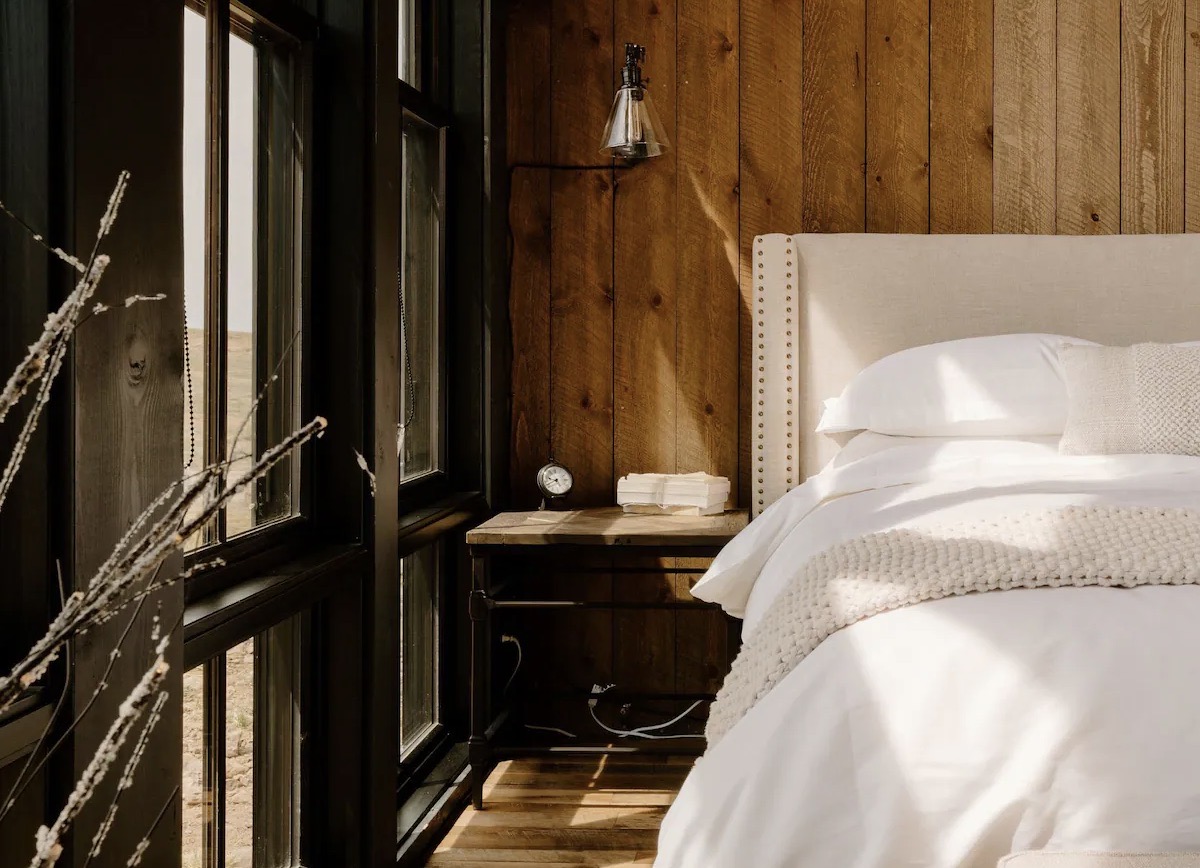 How to List Your Boutique Hotel on Airbnb