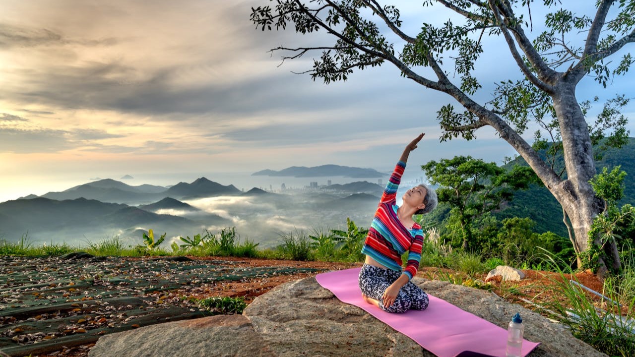 Maintaining Your Routines in Any Time Zone