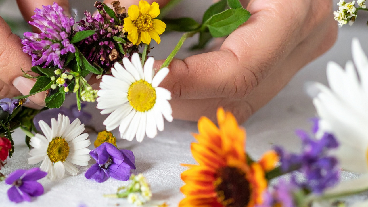 🌻 Harvest Crowns: Wear Your Gratitude Like a Queen (or King!)