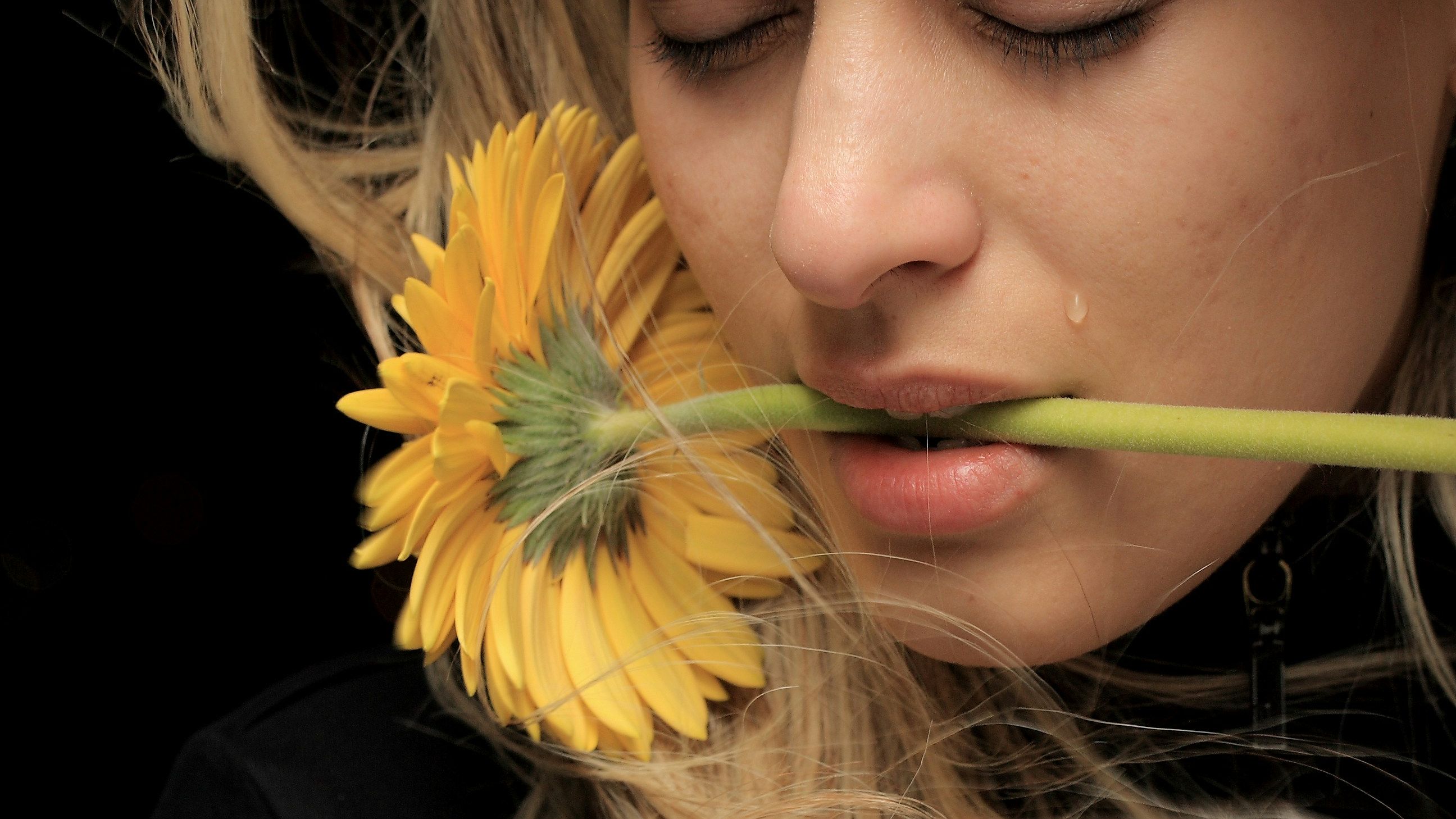 Come fermare l’impulso della fame emotiva (anche se pare impossibile)