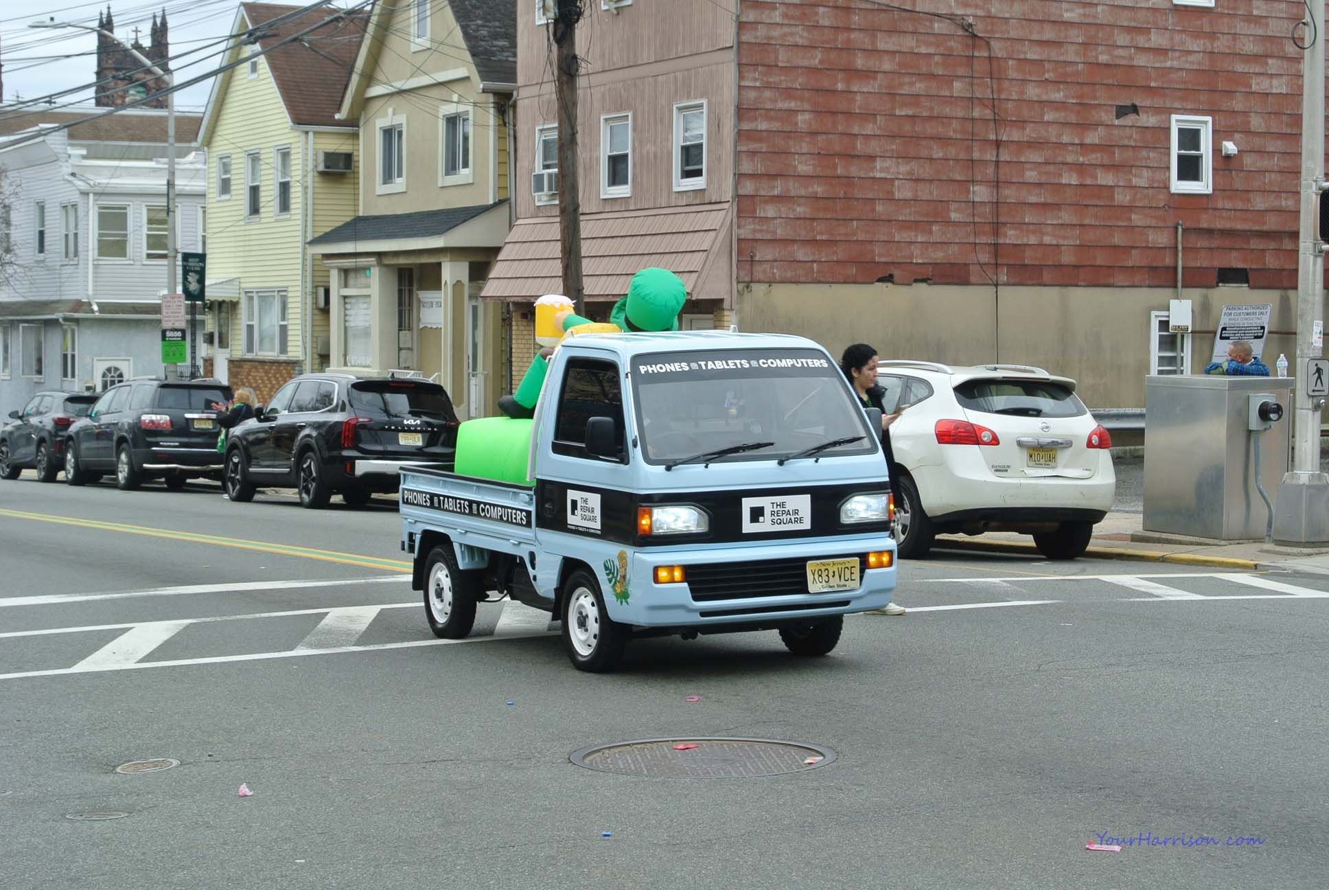 Harrison Phone Repair Mini Car