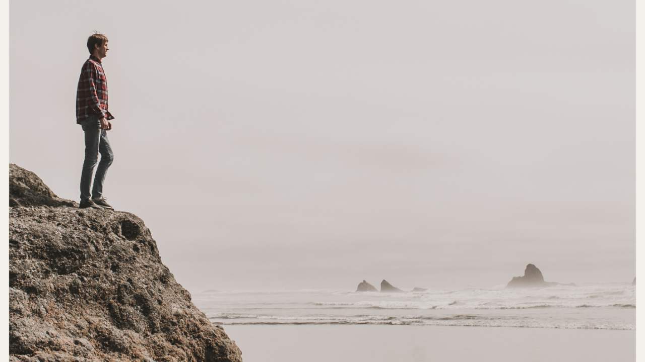 Coachingsmoment in de natuur bij Den Bosch – bewust leiderschap vanuit rust, richting en essentie.