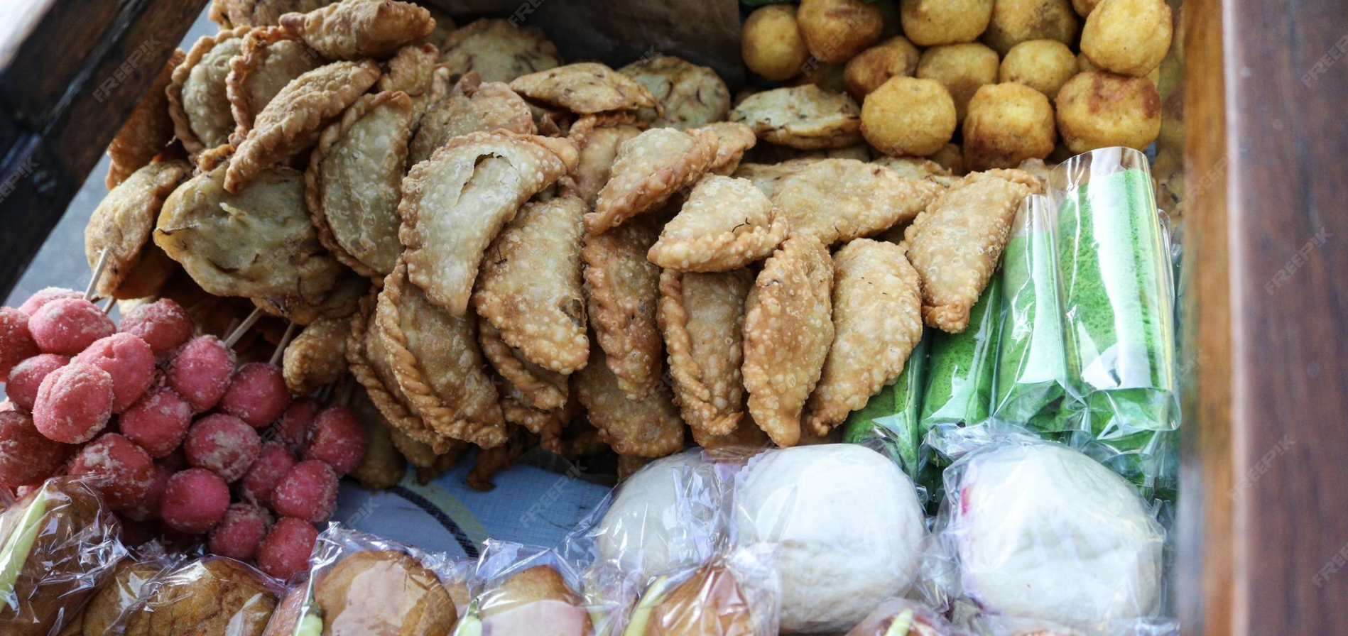 Buat bisnes bakeri dan jual kuih muih sebagai idea side income untuk suri rumah