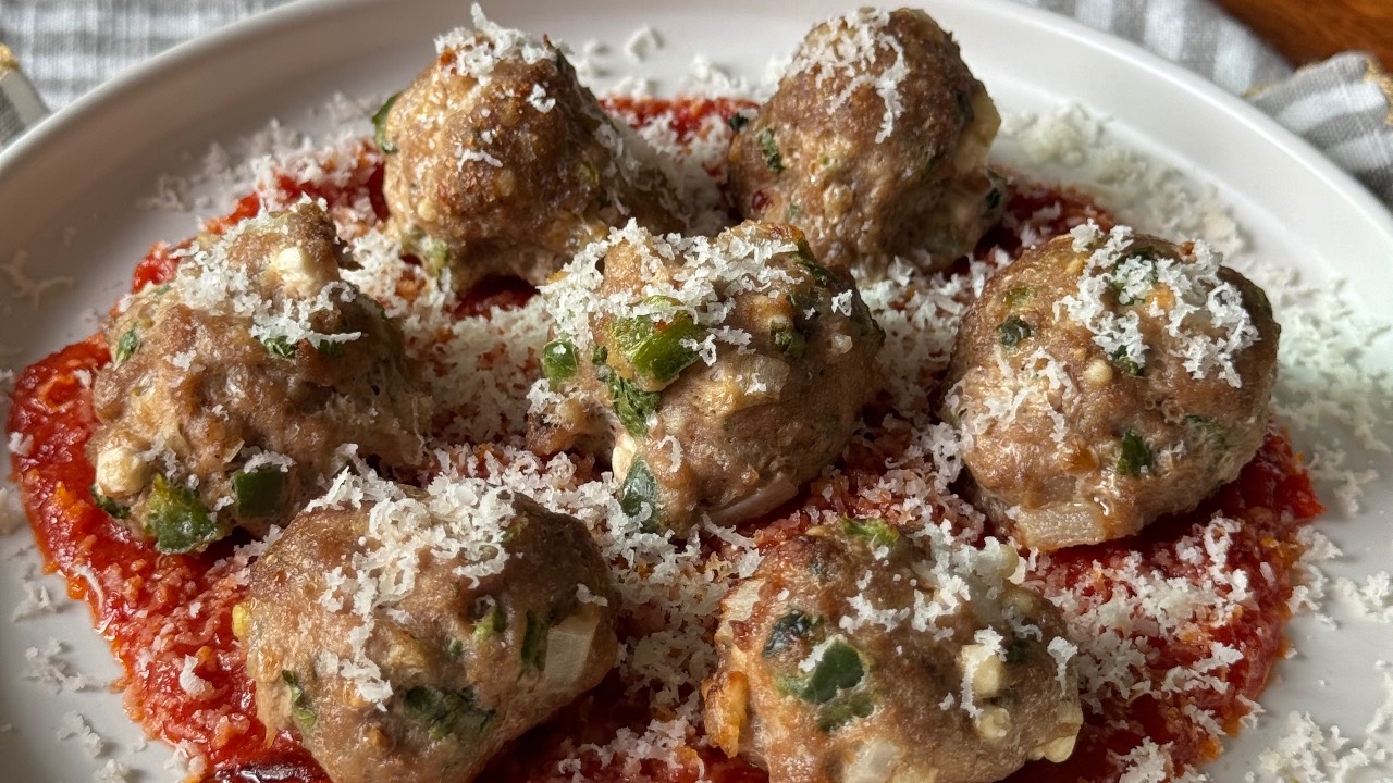 albóndigas de pavo horneadas, albóndigas saludables, albóndigas sin fritura, receta de pavo molido, albóndigas con jalapeño, albóndigas altas en proteína, cena saludable mexicana