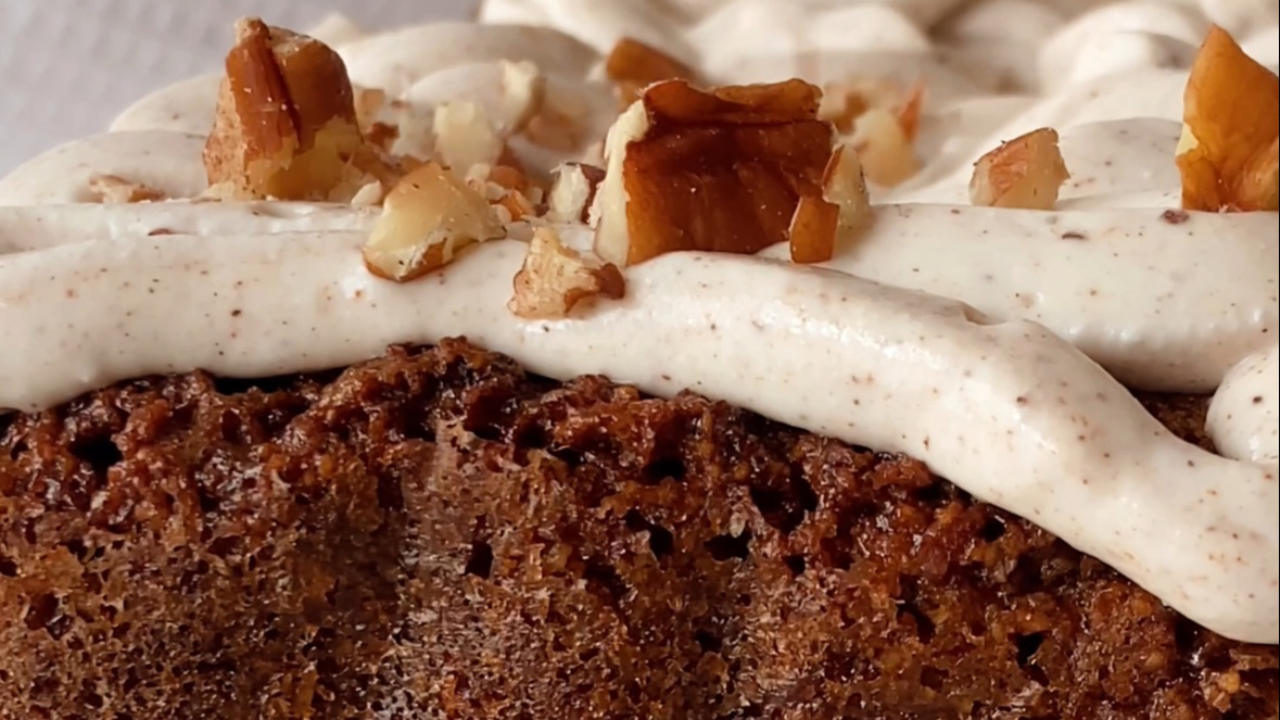 Panque de zanahoria saludable sin gluten con harina de almendras