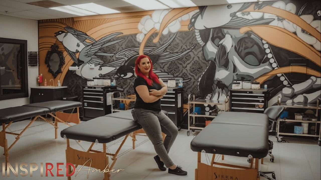 Hosting guest permanent makeup artists working in a professional PMU studio