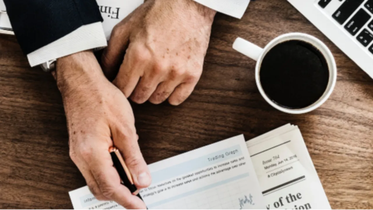 Manager partageant une vision d'entreprise avec ses équipes — approche visionning | CoachingLab Academy