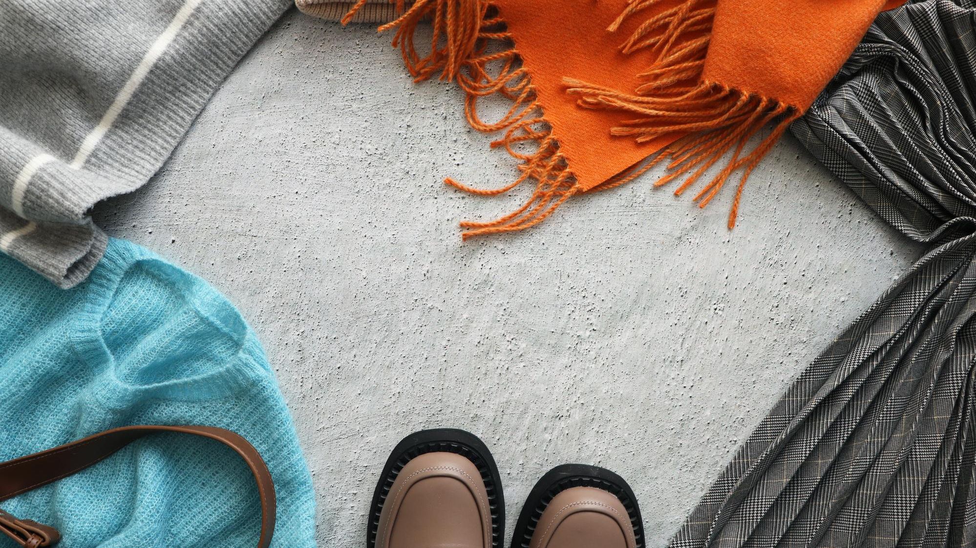 Transitioning a wardrobe to autumn in Australia with knitwear, scarf and layered outfit pieces