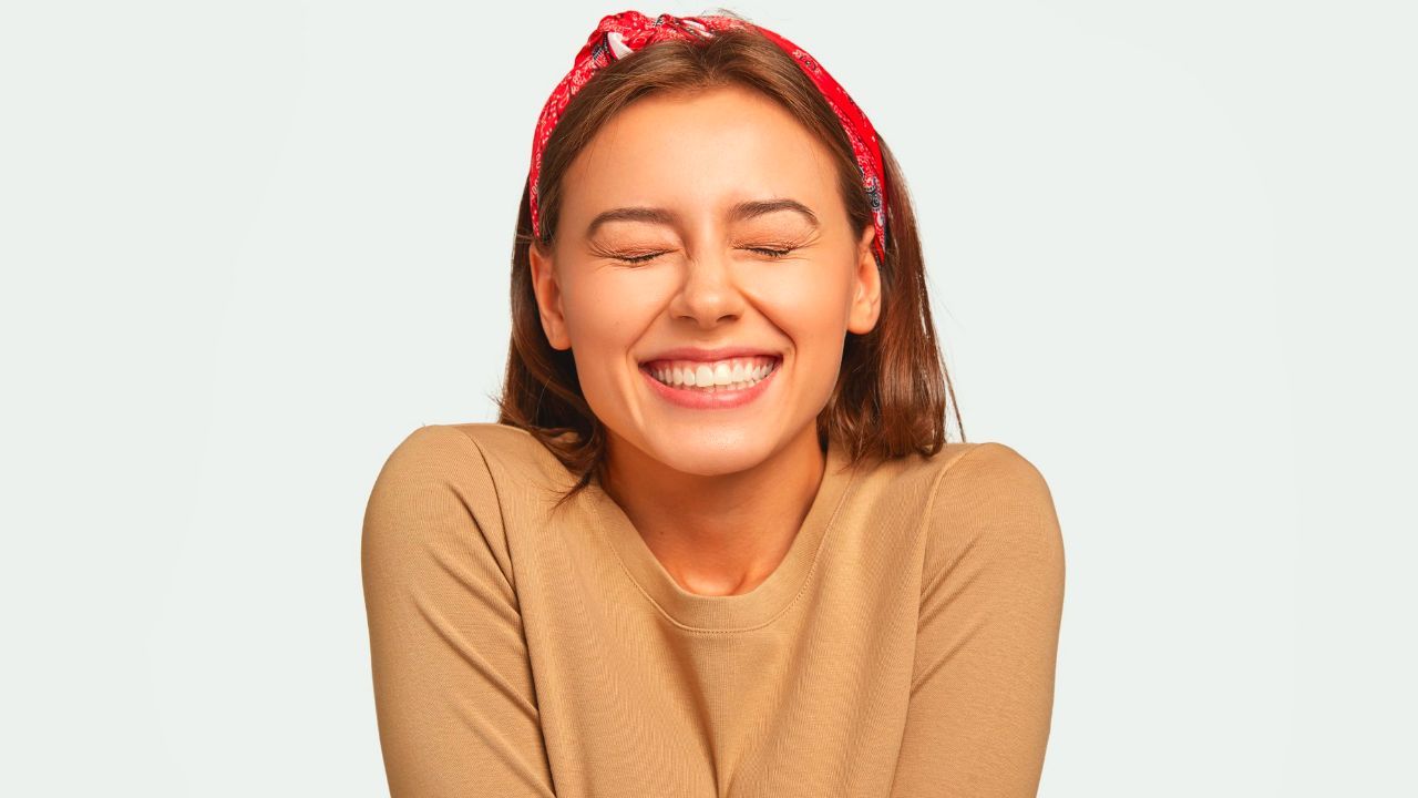 Confianza, la base de cualquier relación. Con ella puedes construir relaciones sólidas y duraderas, con otra persona, con una marca..., y sobre todo contigo mism@, porque... ¡Si confías en ti te aseguro que lograrás todo lo que te propongas!