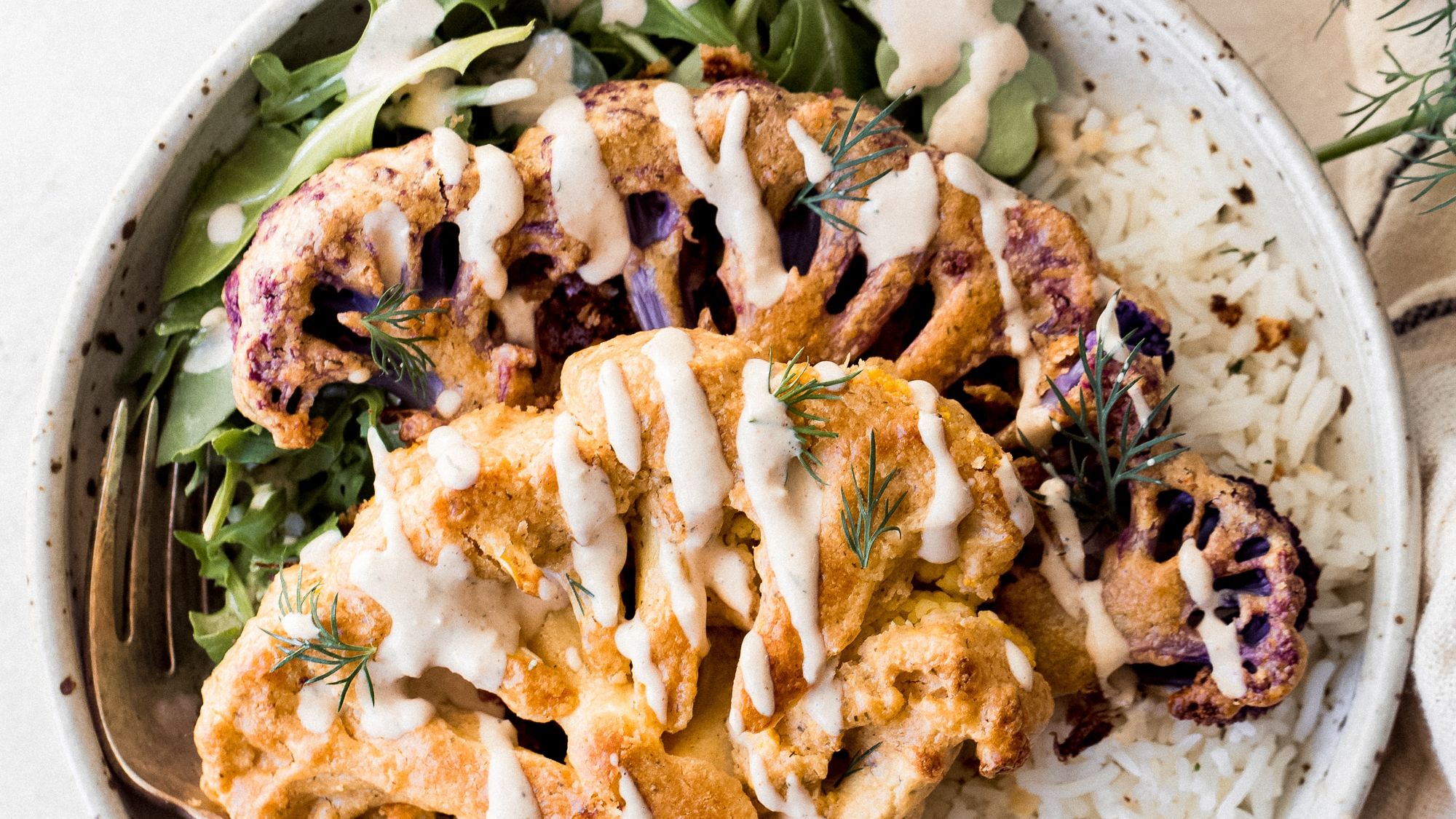 The Anti-Inflammatory Showstopper: A gourmet plant-based main that uses raw cacao in a bold, savory context to fight oxidative stress.