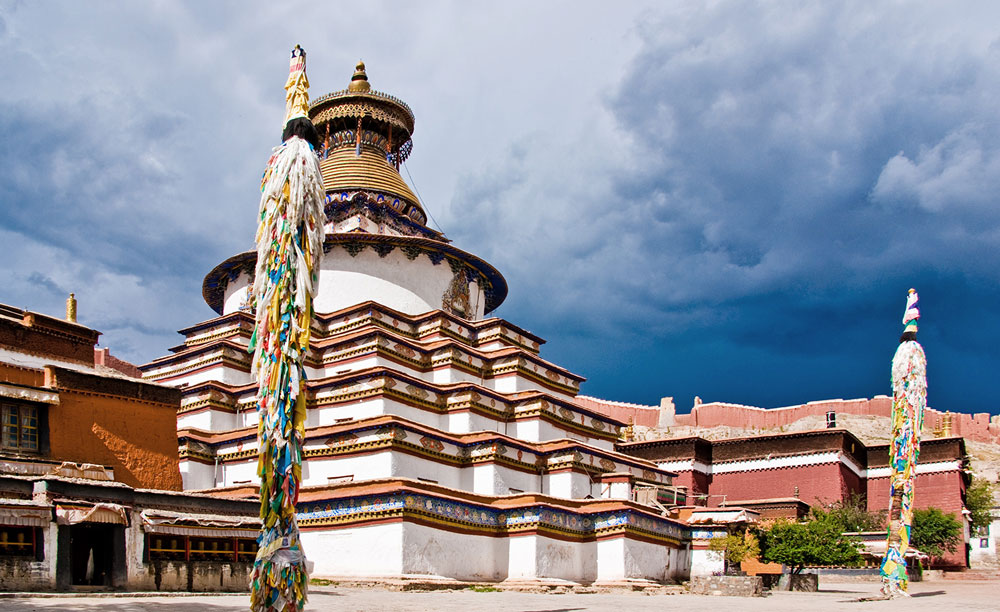 Khumbum Stupa & Pilgrimage Sites Near Swayambhunath (Nepal)