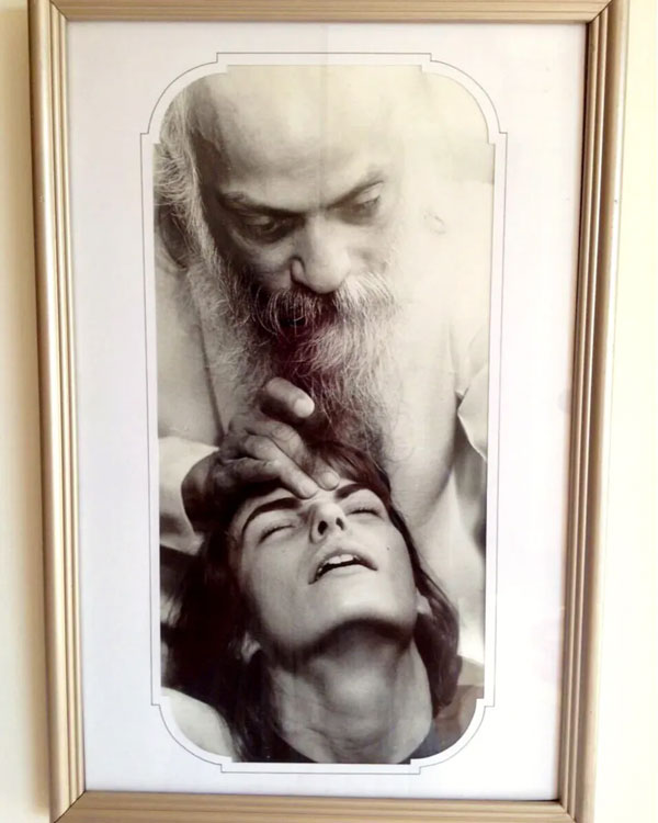 A photo of Ma Ananda Sarita and Osho