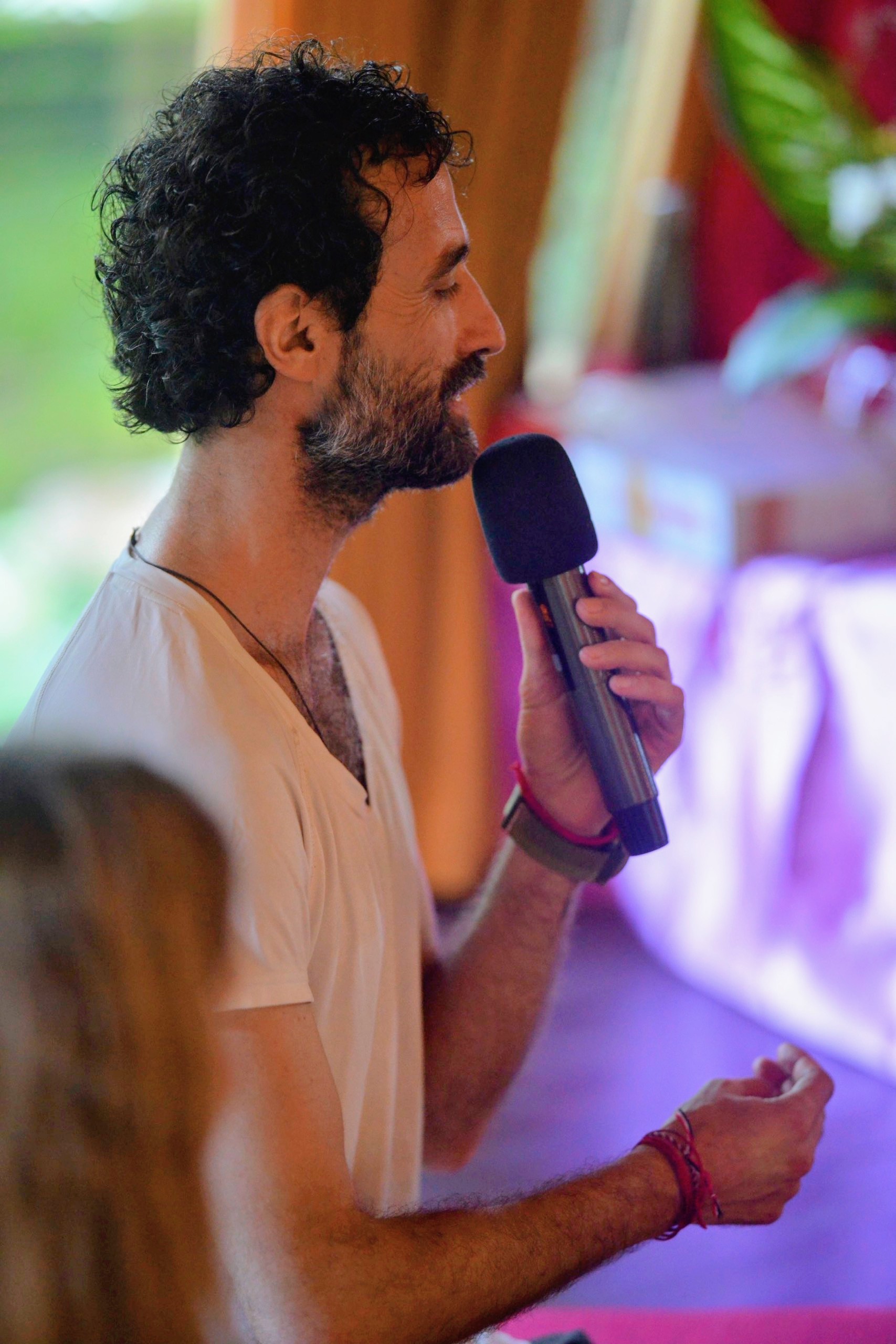 Prabuddha teaching the spiritual path