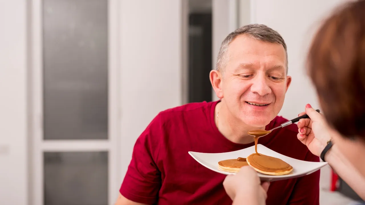 Frailty in middle-aged- older adults associated with inflammatory diet