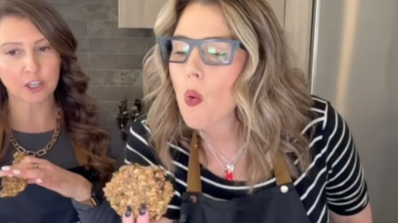 Meal Prep Livestream Class with Host and Nutritionist  made Shoppable