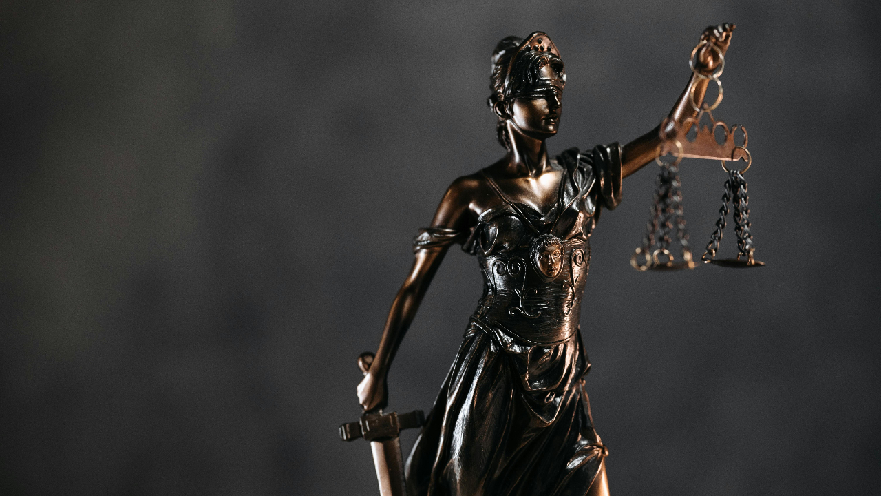 sales compensation lawsuit hiring for sales roles legal issues