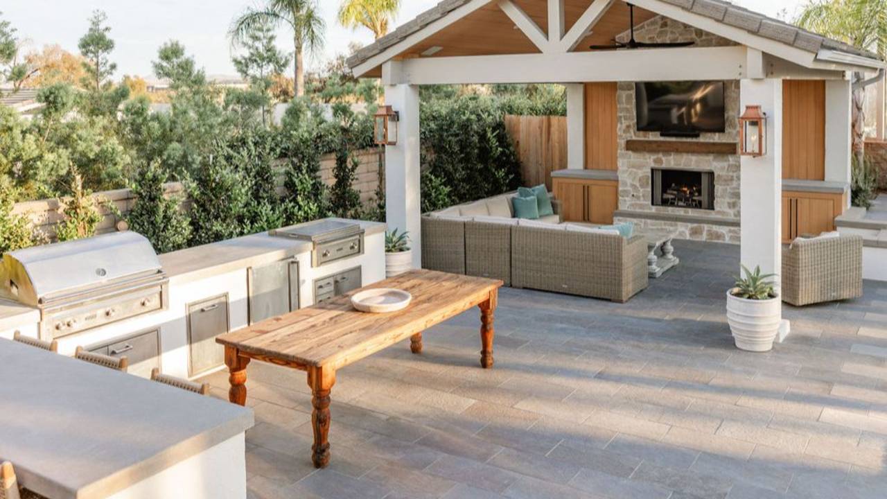 Outdoor Living & Entertainment