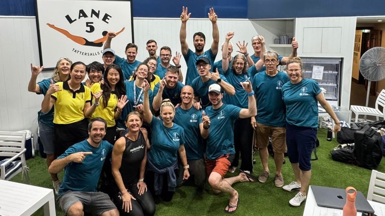 underwater relay, dynamic no fins