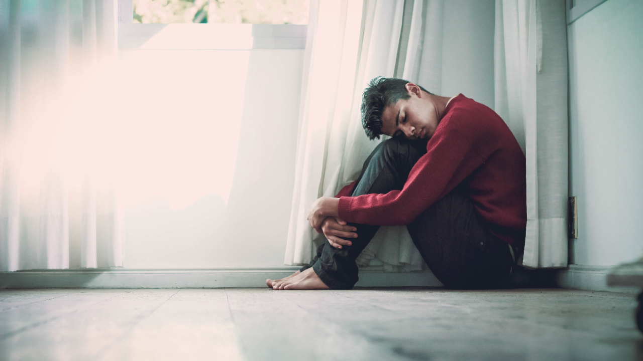 How to Calm Yourself Down From an Anxiety Crisis