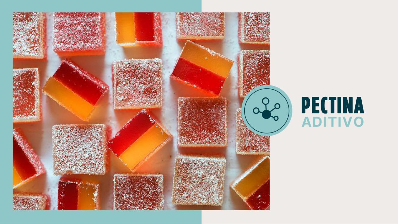 Cubos de pâte de fruit bicolor espolvoreados con azúcar