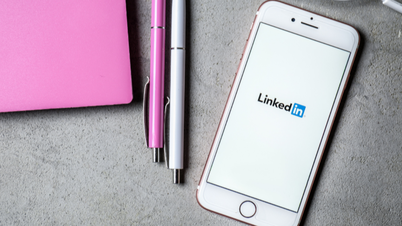 Linked in Business growth start up social media marketing