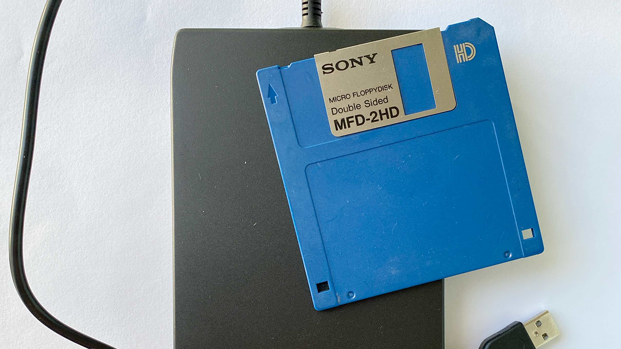 Getting photos off of old floppy disks