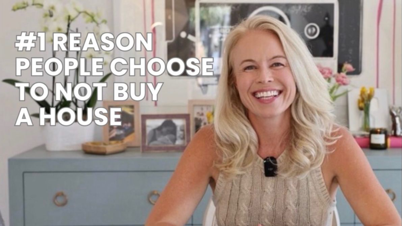 Mortgage expert explaining how to overcome fear of buying a home and commit with confidence