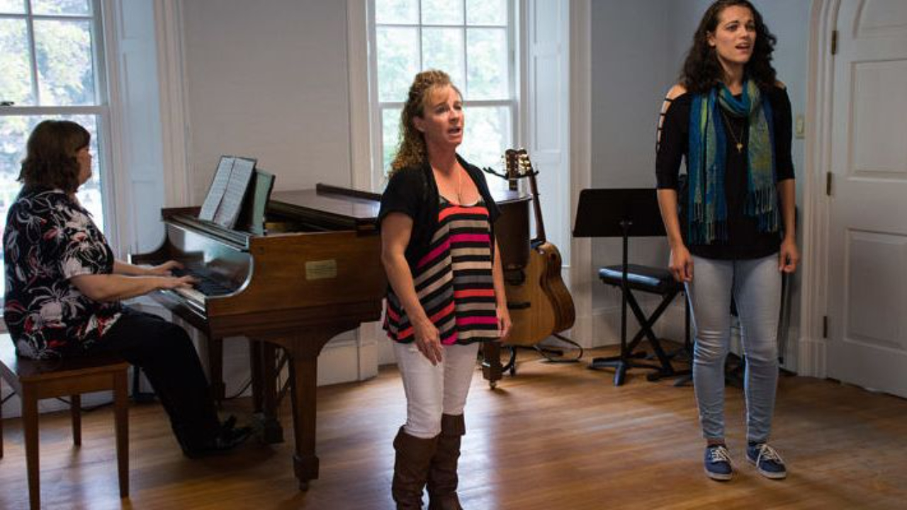 Singing Confidence for Moms