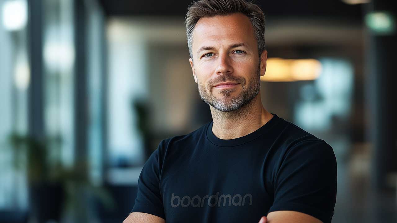 How a Fractional CTO Contributes to Building and Managing a Tech Team in a Startup Environment