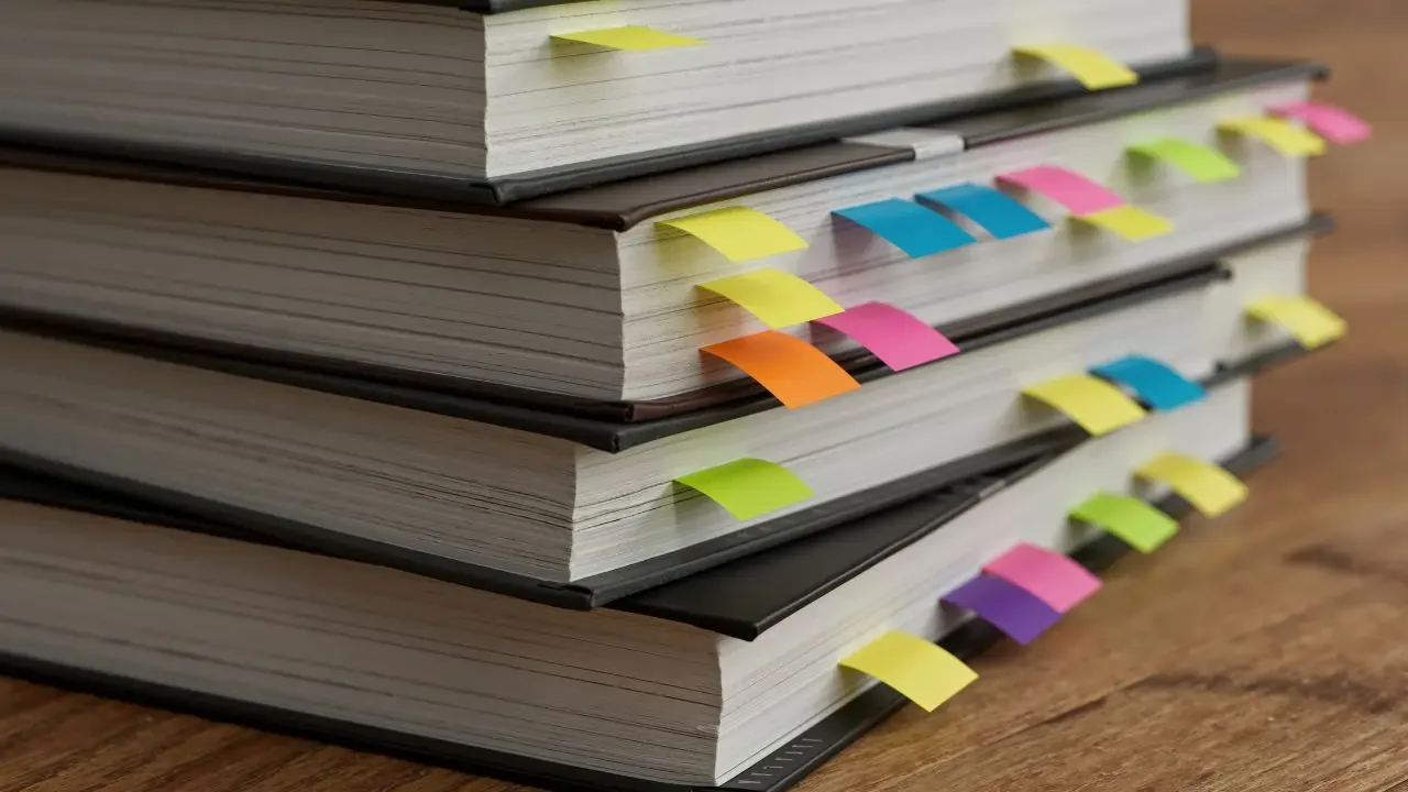 Various study resources for Illinois public adjuster exam