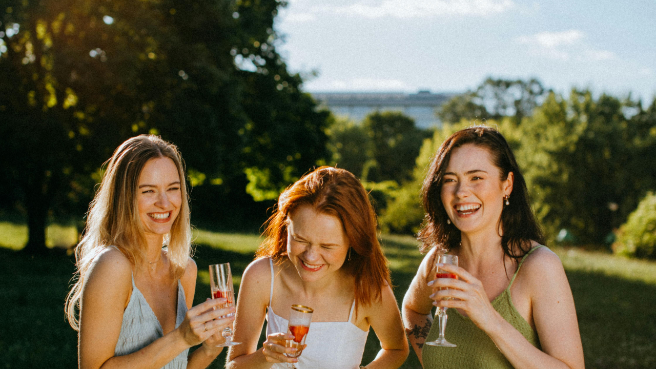 Foods to Avoid (and Embrace) for PMDD Relief