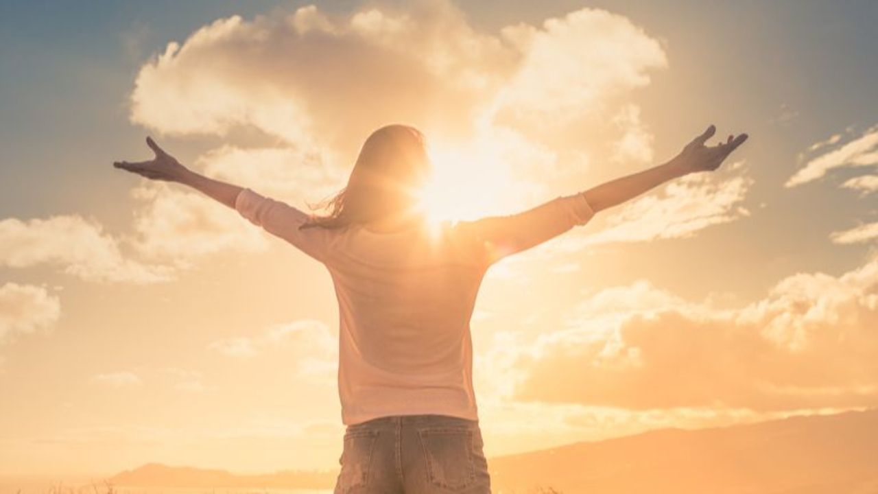 Simbol metafizic al vindecării sufletului prin conștiență și lumină interioară