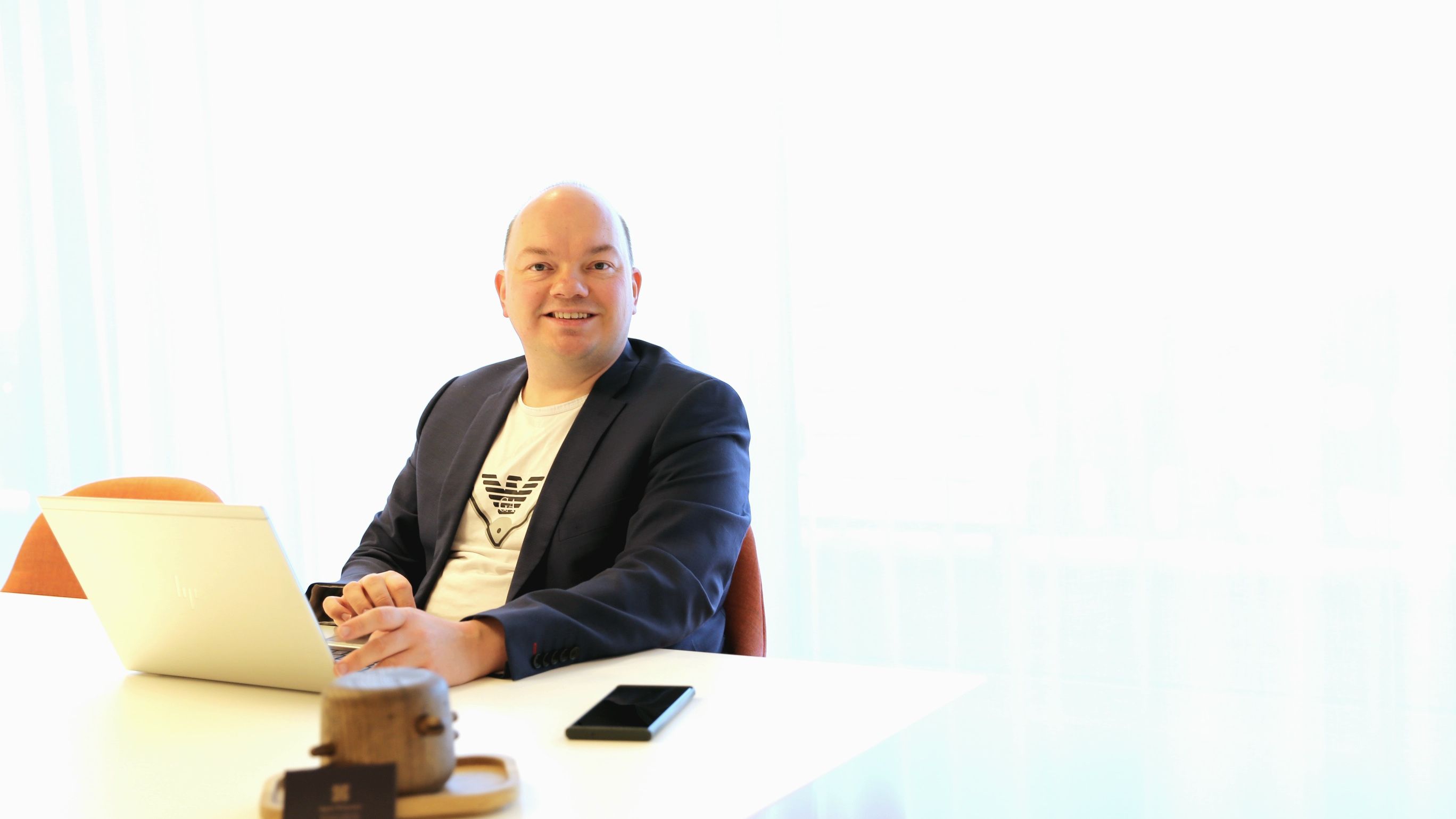 Skatteveilederen og Datatax kan også levere skatterapport for trading, uansett hvilken plattform som er benyttet. Det er utviklet et eget system som behandler CFD trading, eksempelvis utført på Meta Trader 4 eller Meta Trader 5. Her laster man også opp rapportene og får tilbake resultatrapporten i norske kroner. 